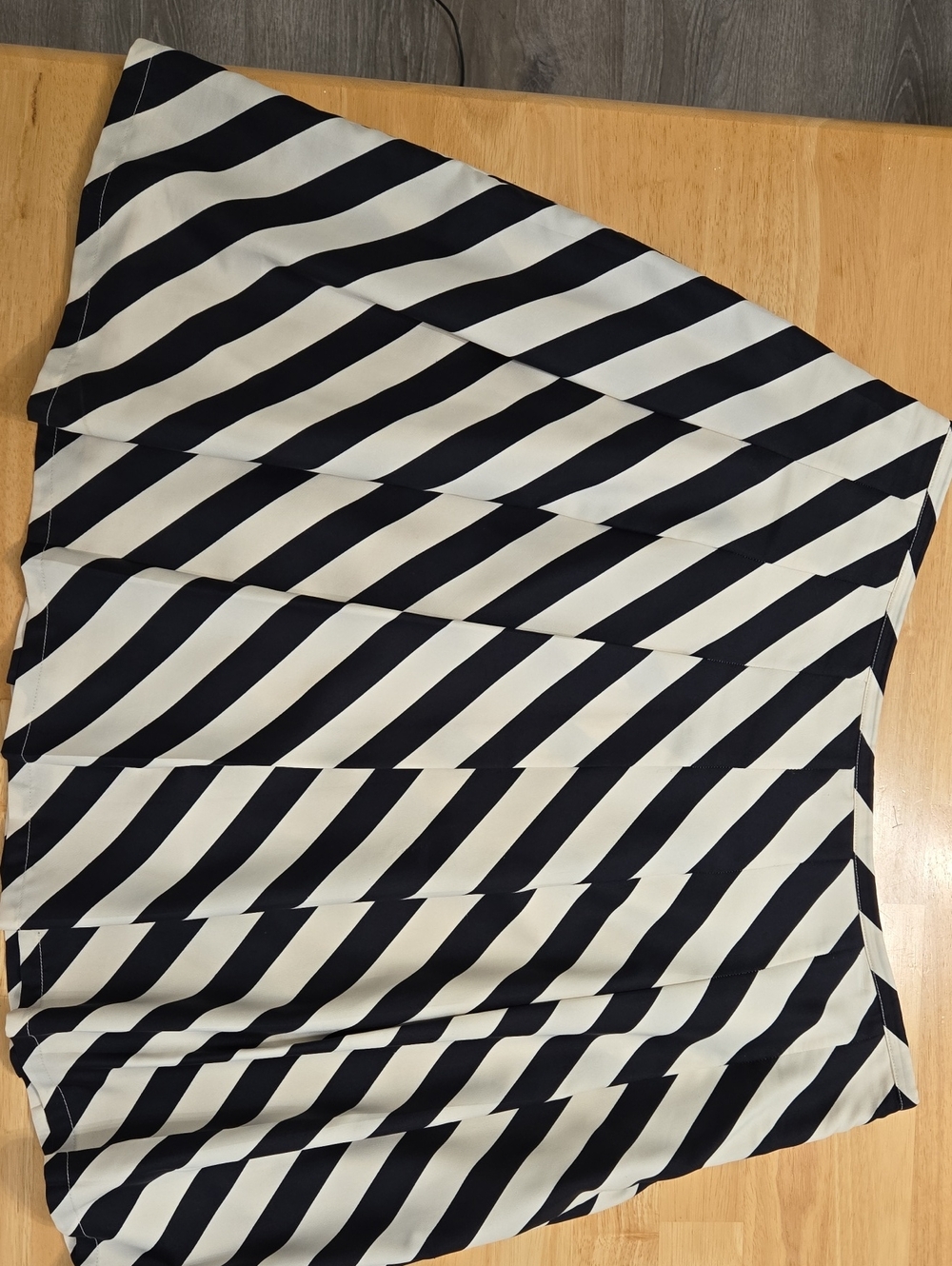Outback Red Navy & White Diagonal Stripe Skirt, Womens Large